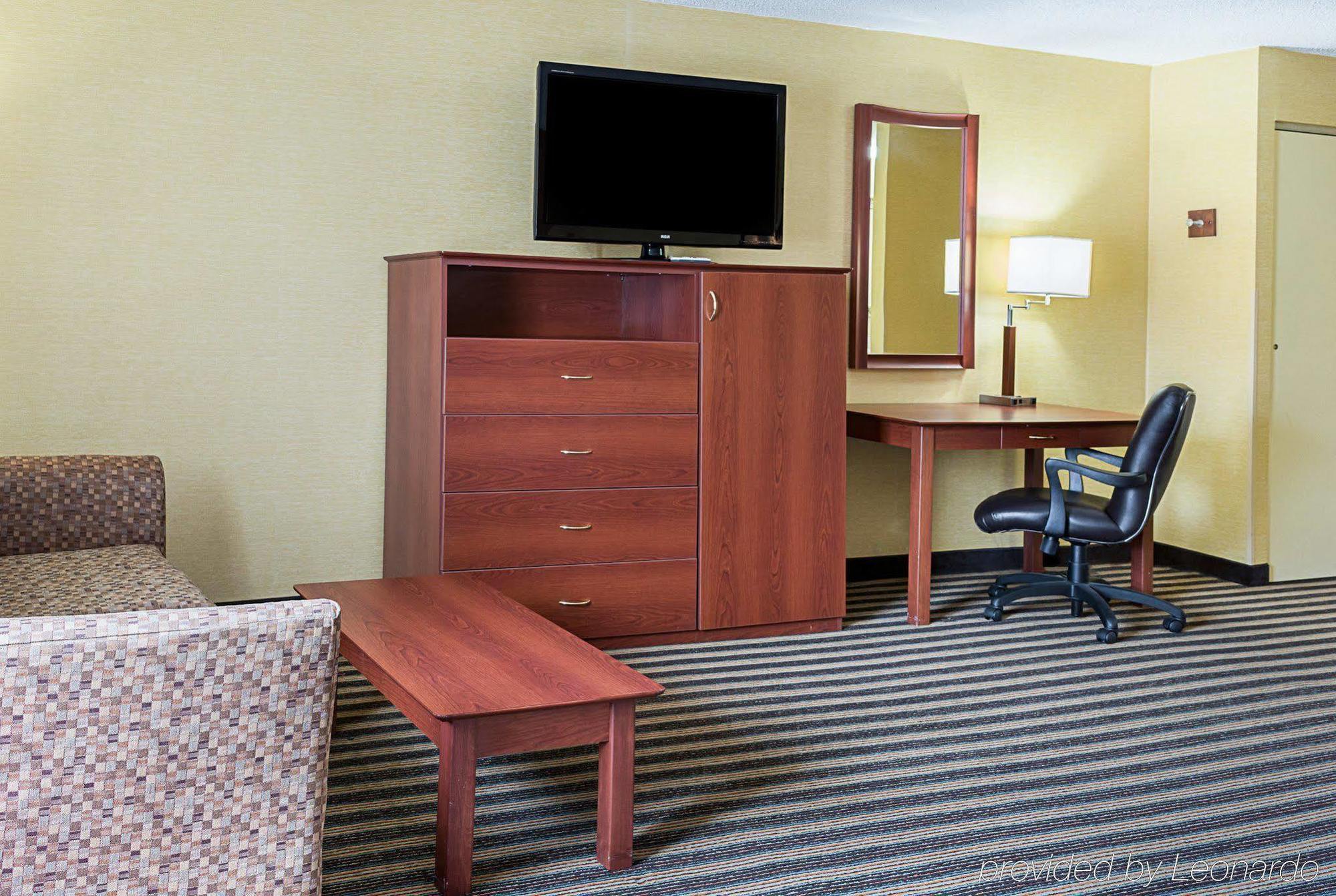 Comfort Inn Petersburg Near Fort Gregg-Adams Εξωτερικό φωτογραφία